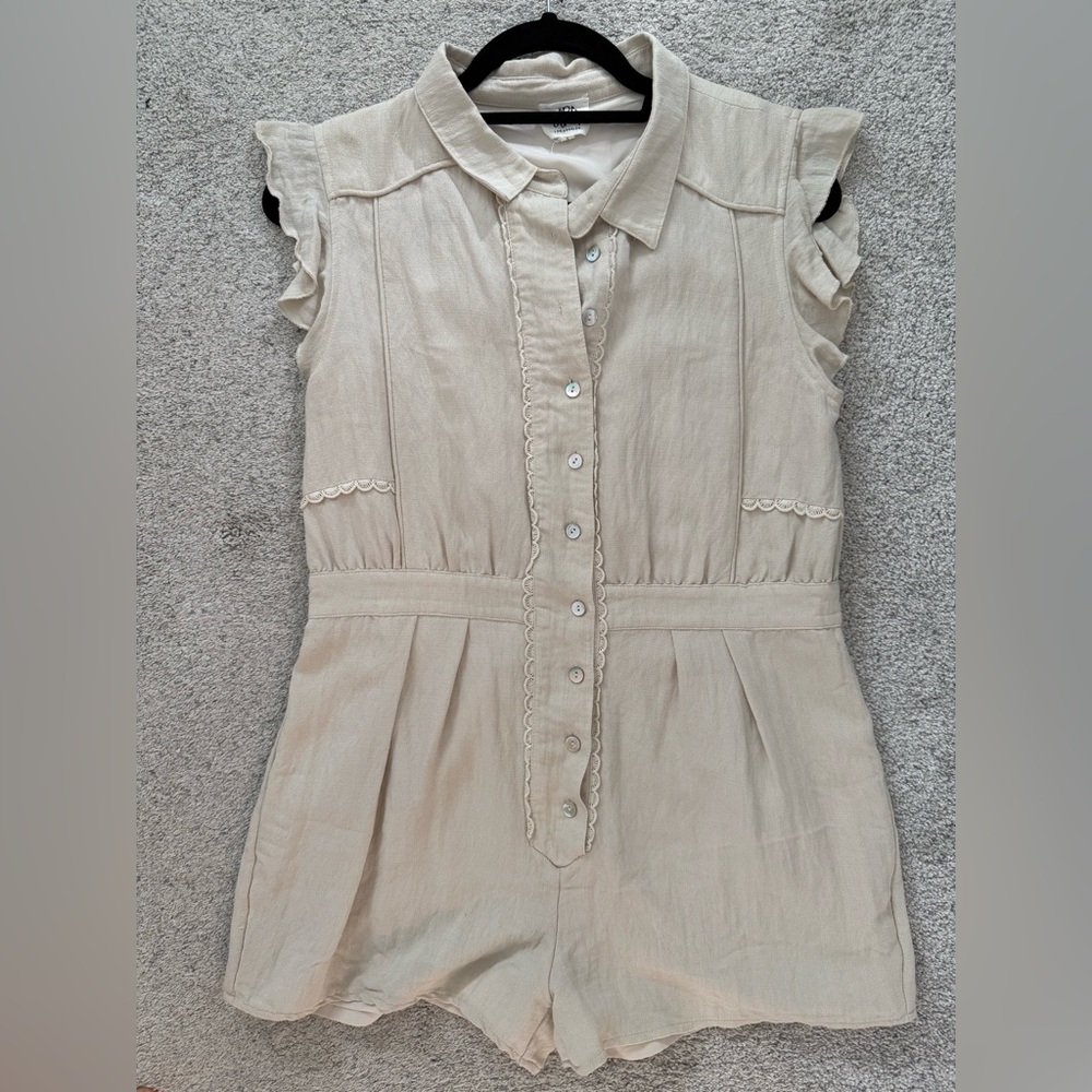dRA Sleeveless Linen Button-Up Romper
